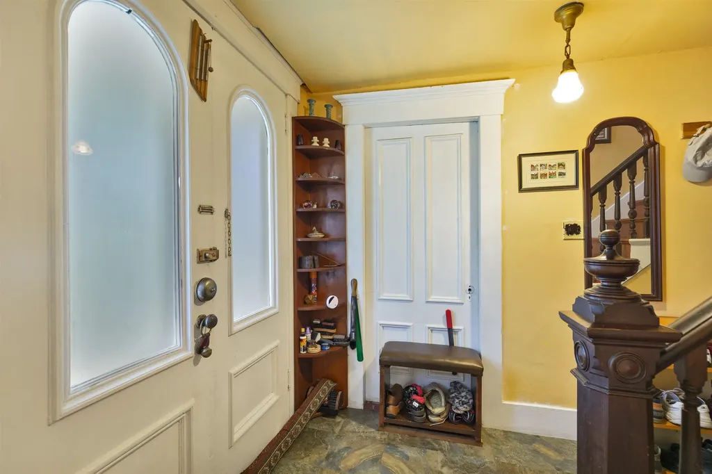 14 Barker Road Thetford VT 05058