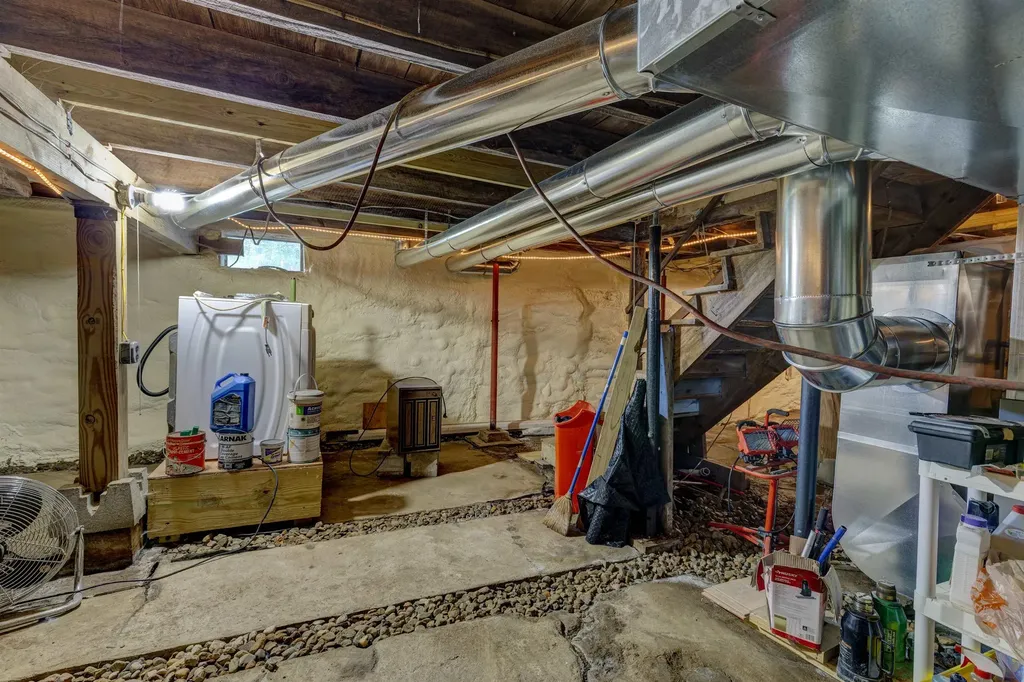 14 Barker Road Thetford VT 05058