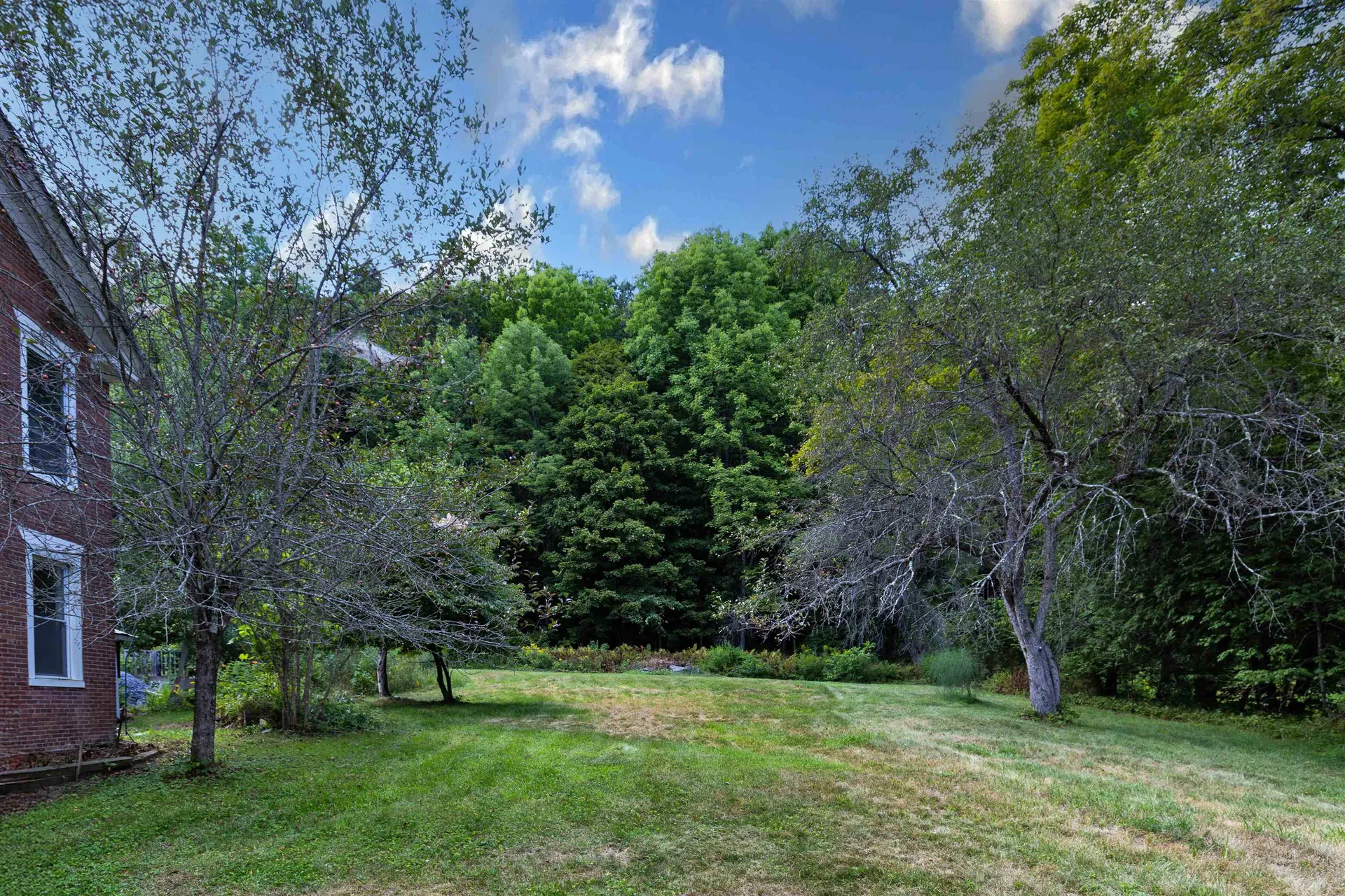 14 Barker Road Thetford VT 05058