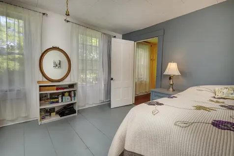 14 Barker Road Thetford VT 05058