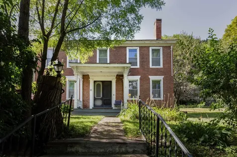 14 Barker Road Thetford VT 05058