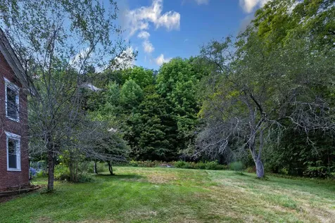 14 Barker Road Thetford VT 05058