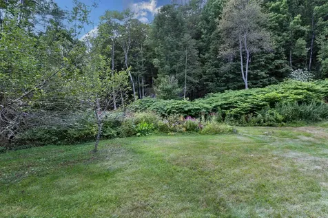 14 Barker Road Thetford VT 05058