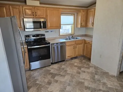 13 Cross Wind Lane Rochester NH 03867