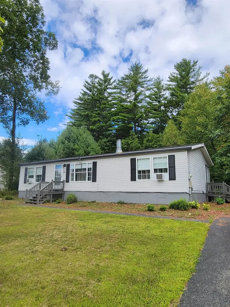 41 Mountainview Road Swanzey NH 03446