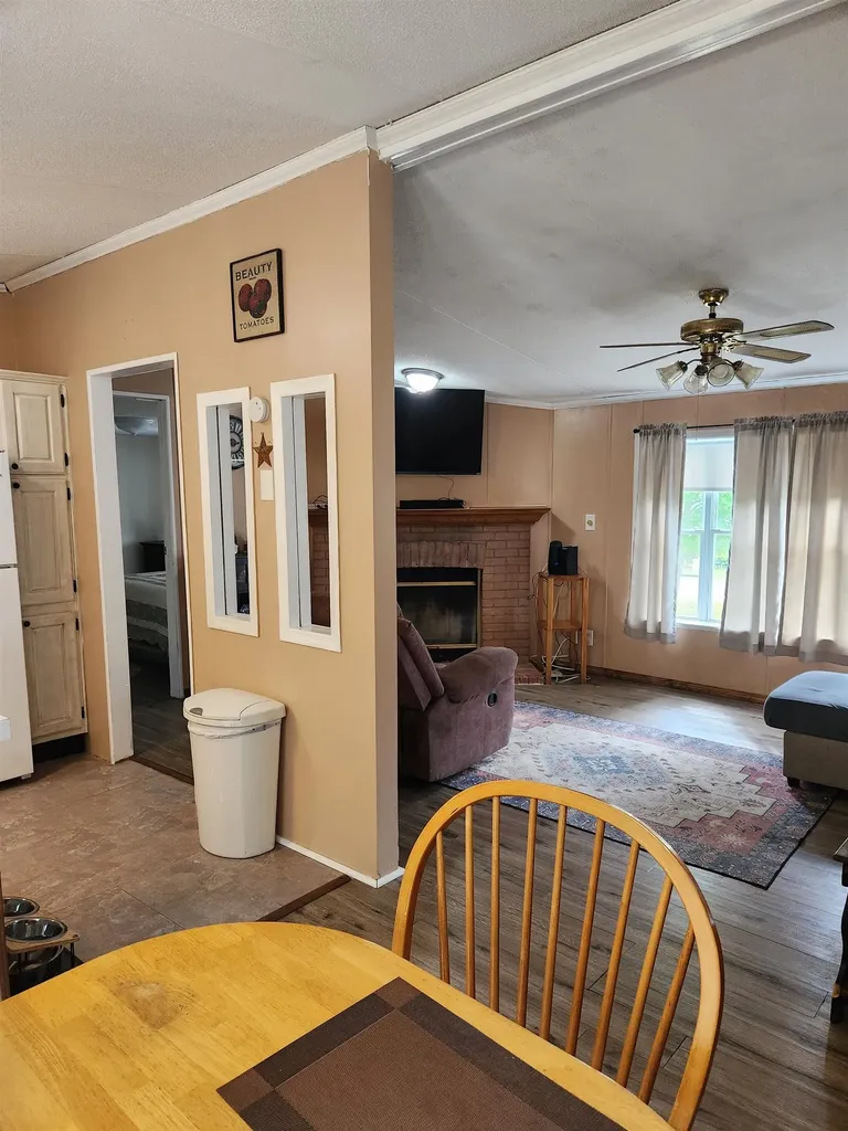 41 Mountainview Road Swanzey NH 03446