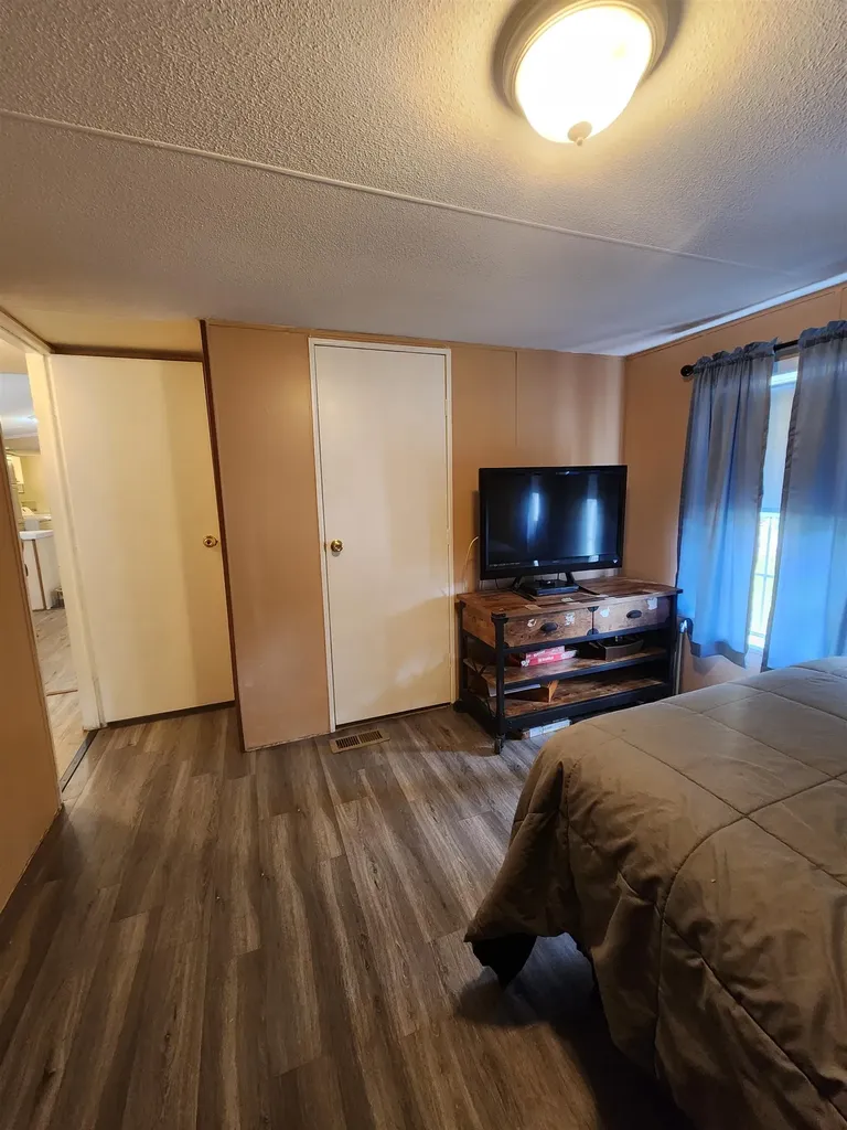 41 Mountainview Road Swanzey NH 03446