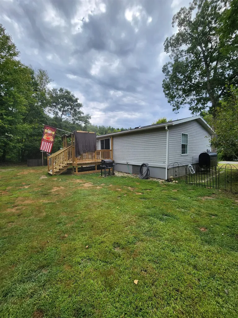 41 Mountainview Road Swanzey NH 03446