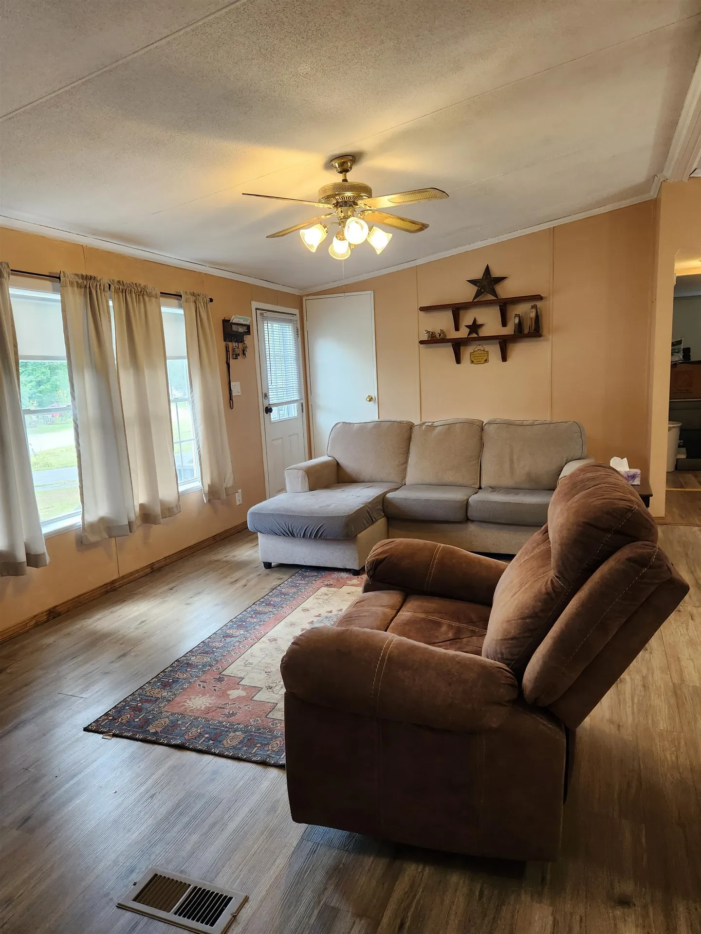 41 Mountainview Road Swanzey NH 03446