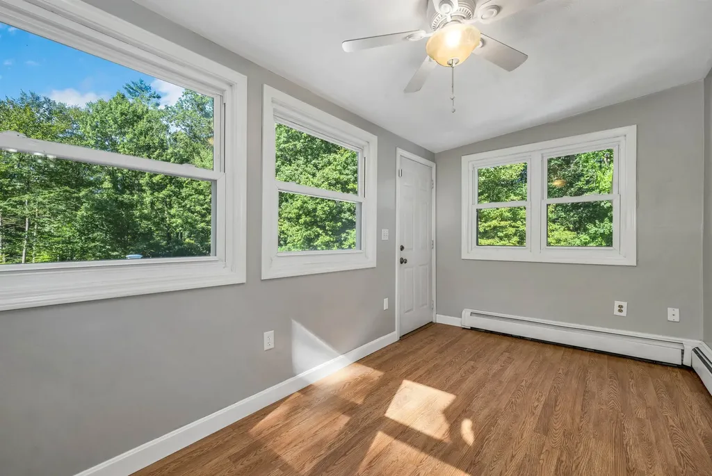 6 Woodland Circle Bow NH 03304