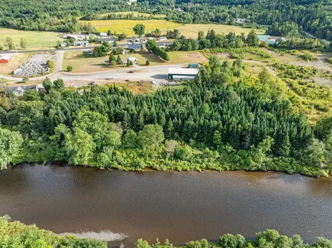 12 River Road Clarksville NH 03592