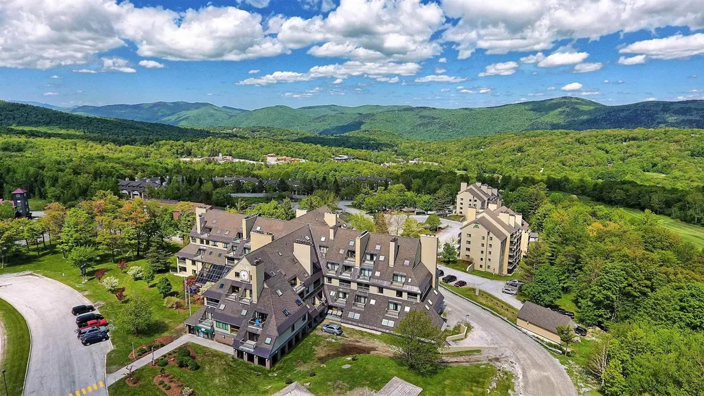 135 E Mountain Road Killington VT 05751