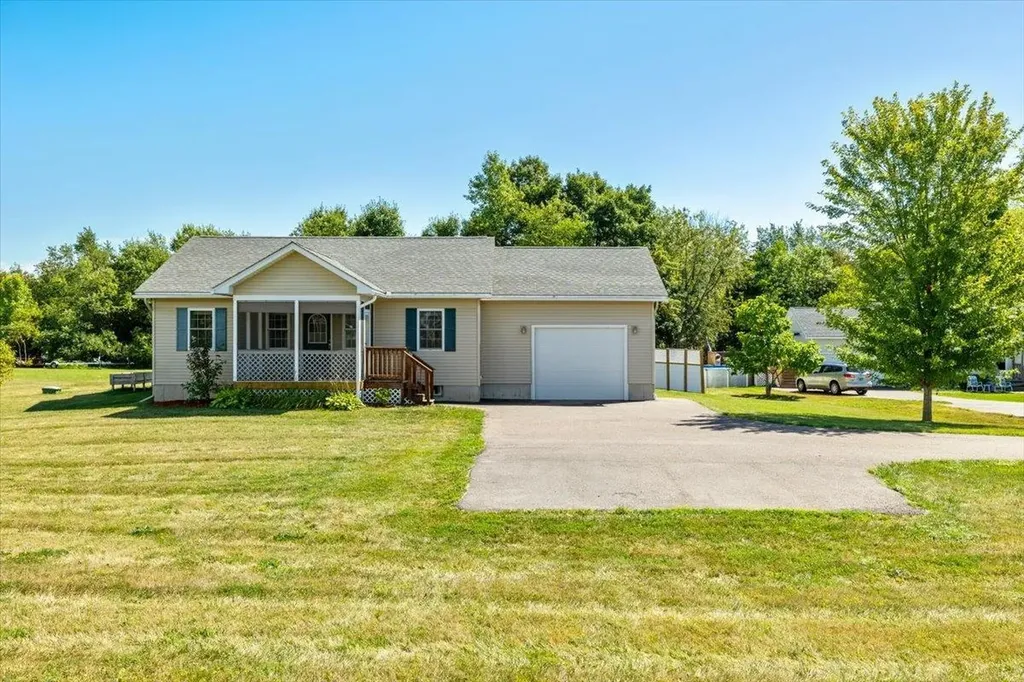 1 Jeannines Lane Grand Isle VT 05458