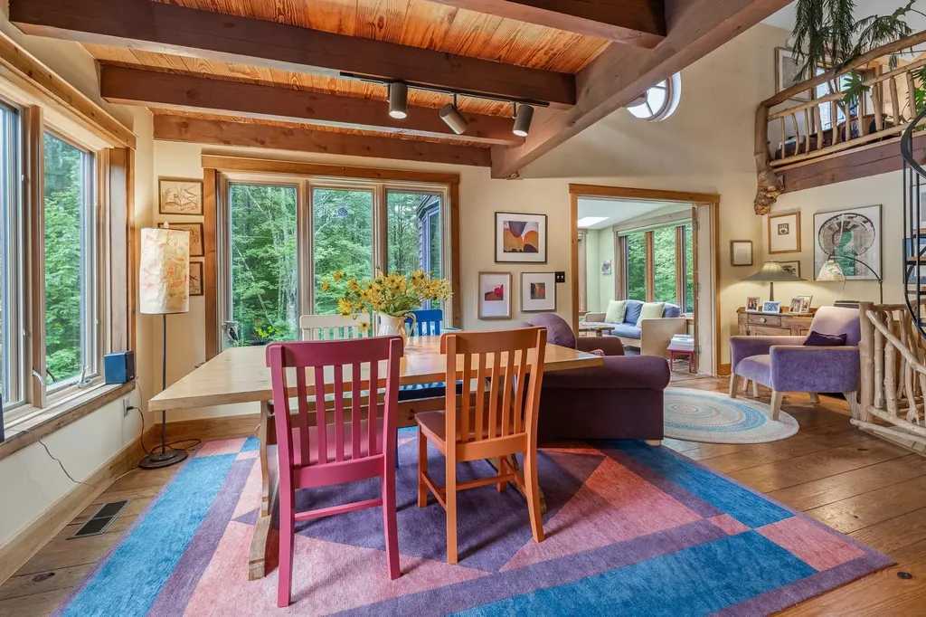 13 Poor Farm Road Hartland VT 05048