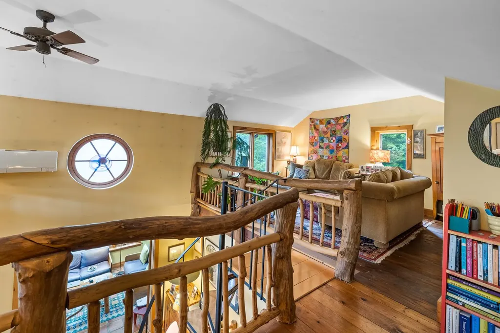 13 Poor Farm Road Hartland VT 05048