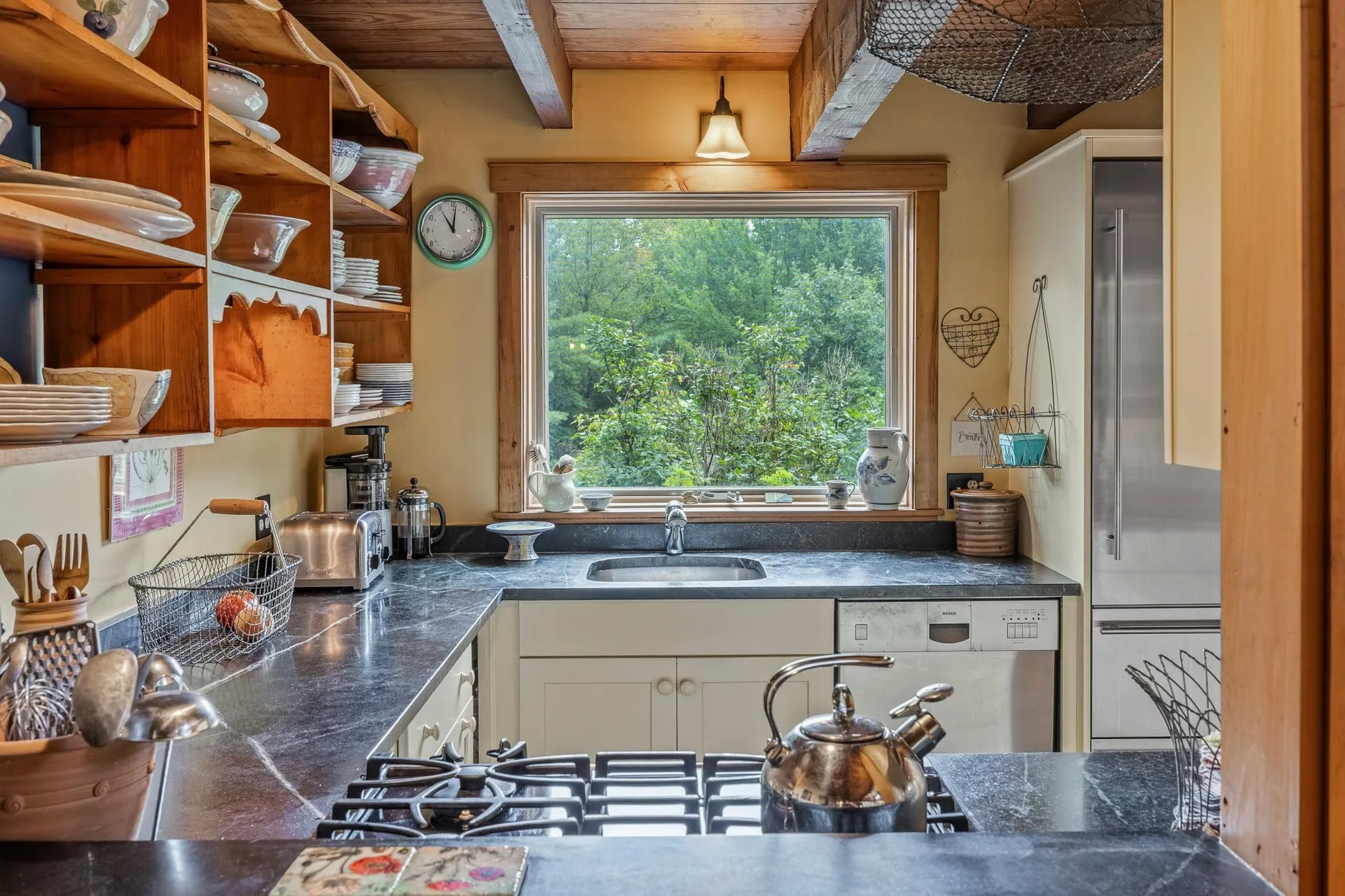 13 Poor Farm Road Hartland VT 05048