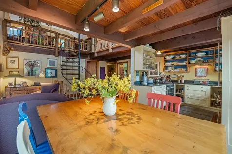 13 Poor Farm Road Hartland VT 05048