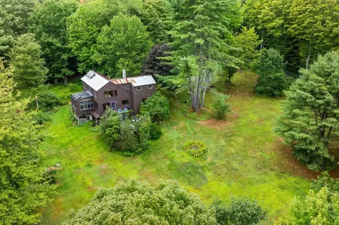 13 Poor Farm Road Hartland VT 05048