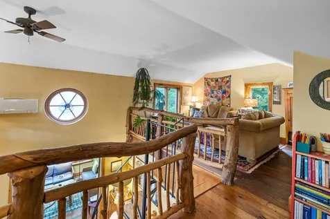 13 Poor Farm Road Hartland VT 05048