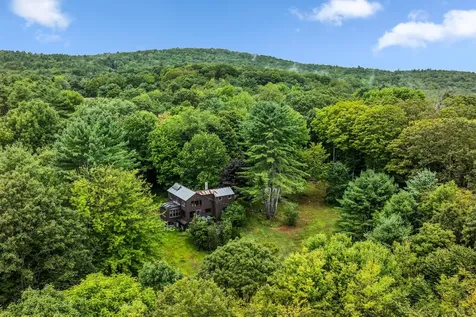 13 Poor Farm Road Hartland VT 05048