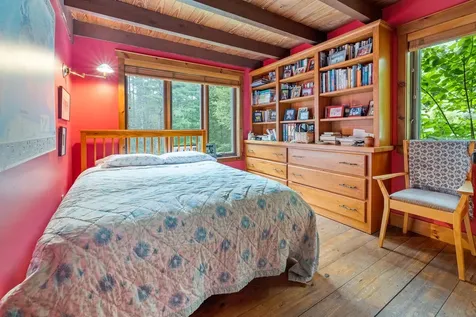 13 Poor Farm Road Hartland VT 05048