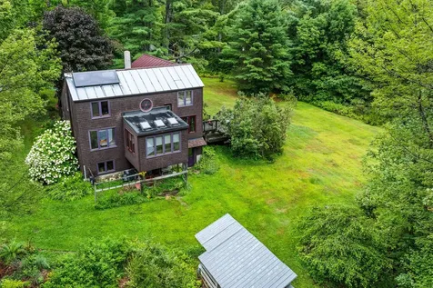 13 Poor Farm Road Hartland VT 05048