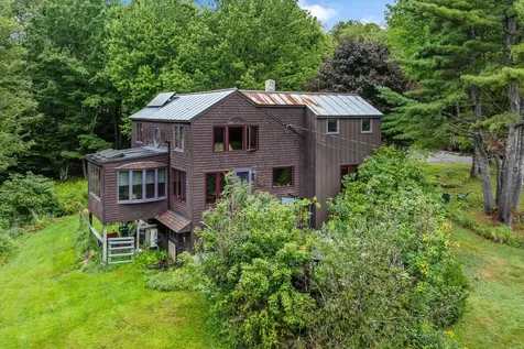 13 Poor Farm Road Hartland VT 05048