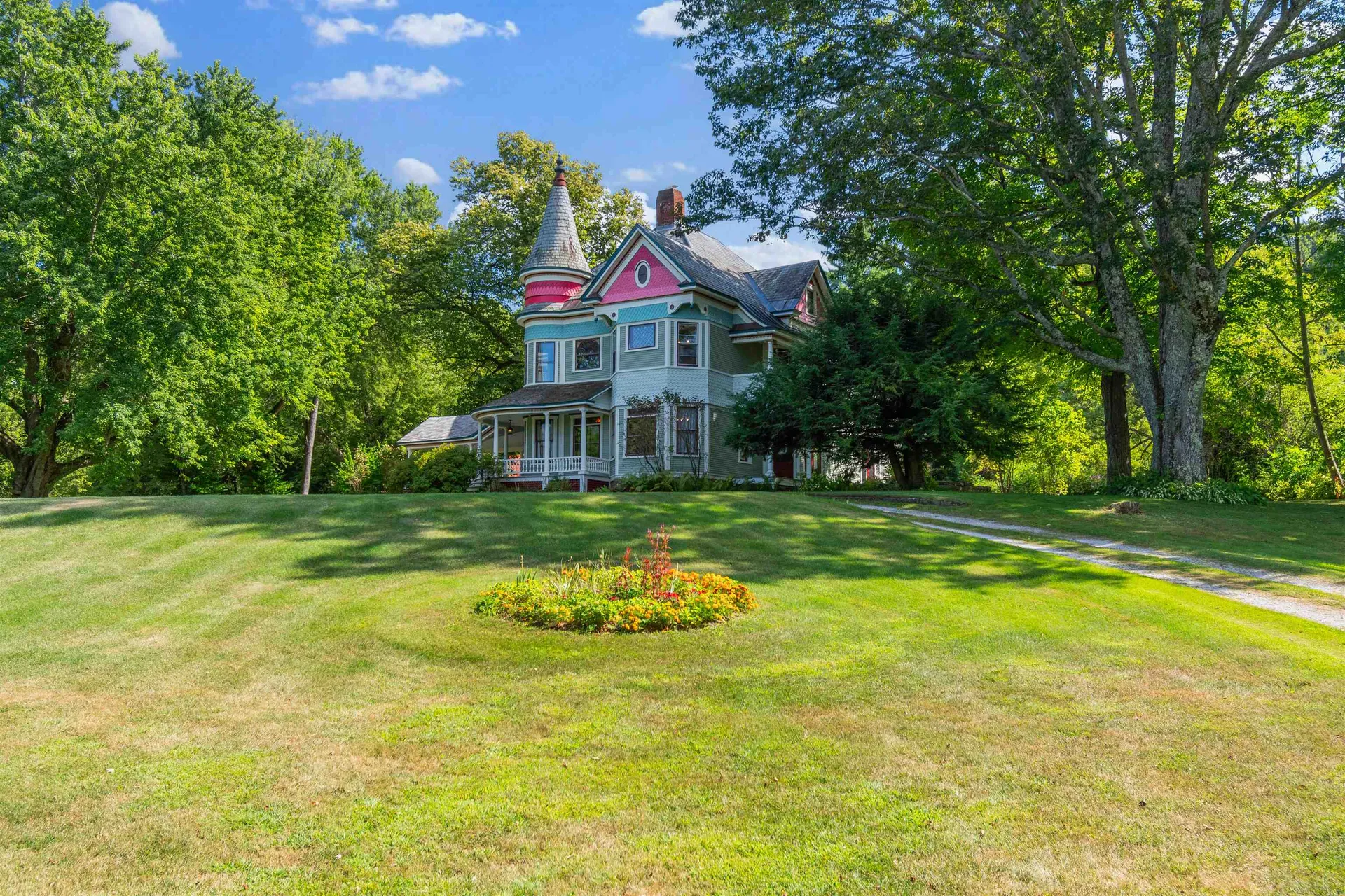 2248 Vt-15 Cambridge VT 05444