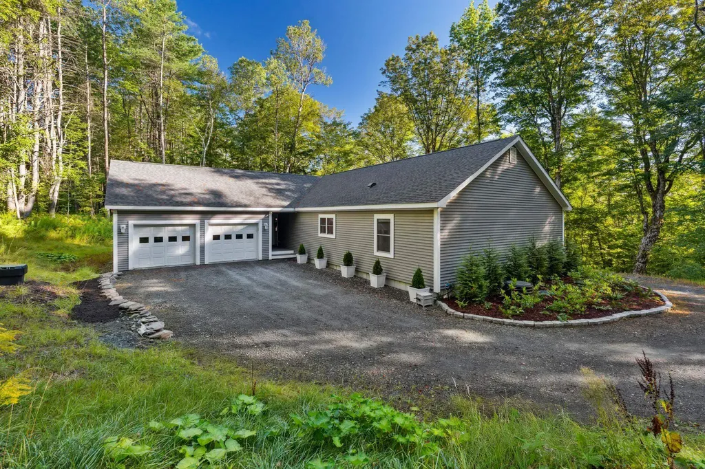 898 Route 132 Thetford VT 05075