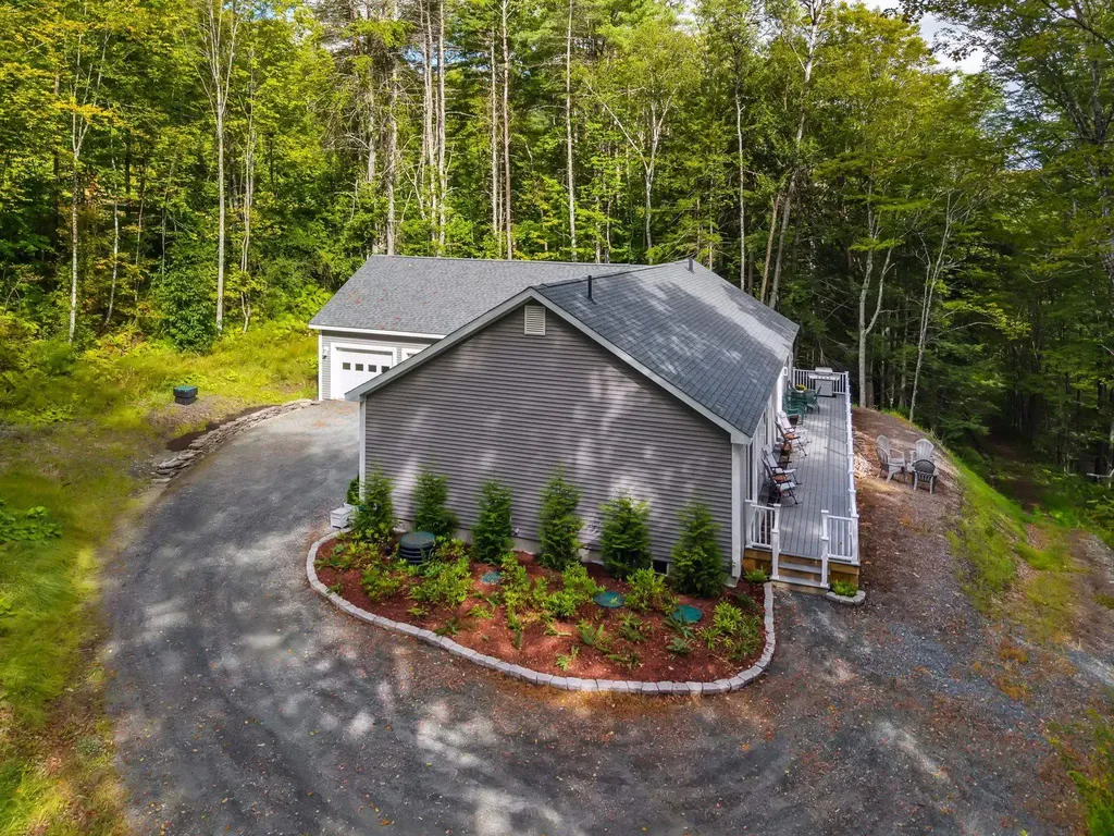 898 Route 132 Thetford VT 05075