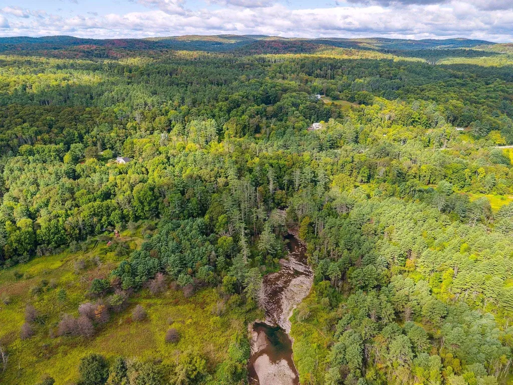 898 Route 132 Thetford VT 05075