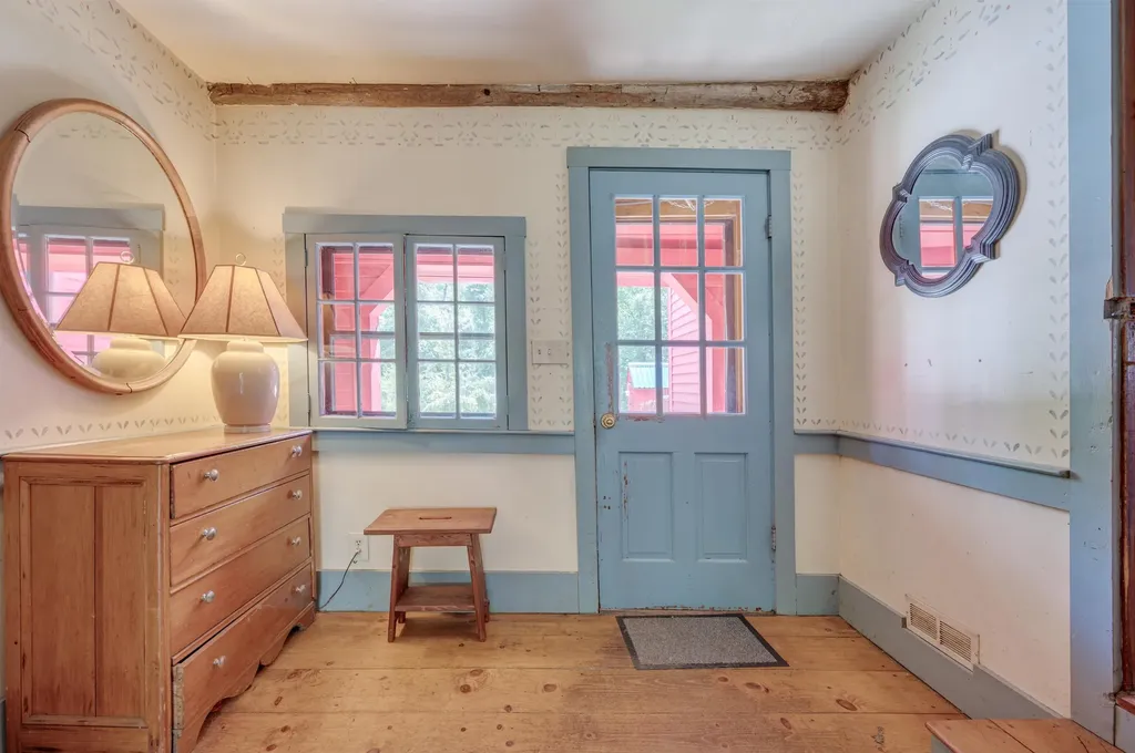 10 Dodge Hill Road Sutton NH 03273