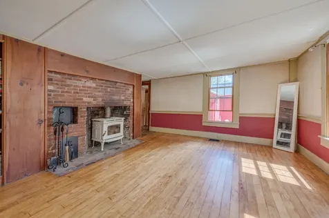 10 Dodge Hill Road Sutton NH 03273