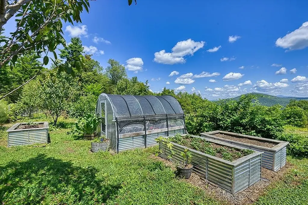 463 Old Spofford Road Winchester NH 03470