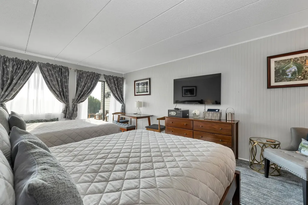 375 Endicott N. Street Laconia NH 03246