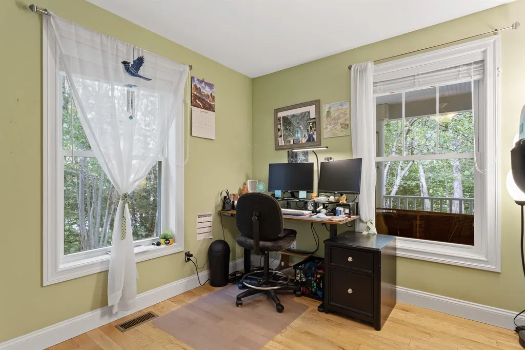 5 Stone Ridge Lane Exeter NH 03833