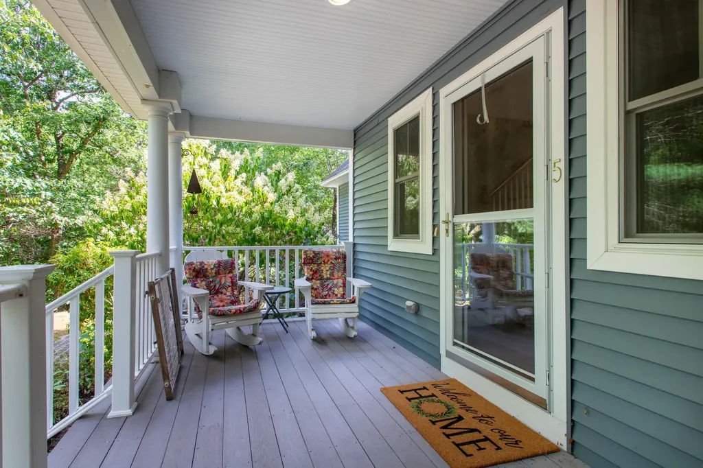 5 Stone Ridge Lane Exeter NH 03833