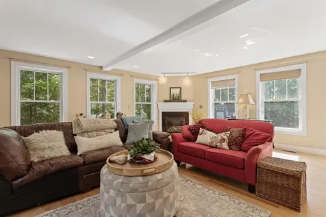 5 Stone Ridge Lane Exeter NH 03833