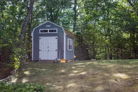 5 Stone Ridge Lane Exeter NH 03833