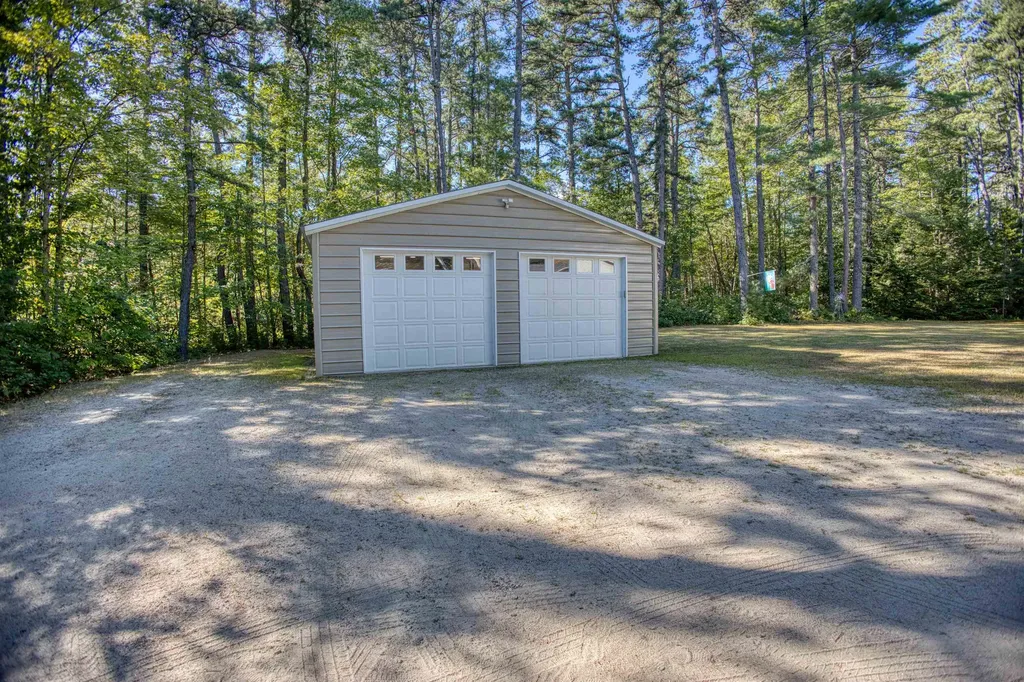 33 Blueberry Road Ossipee NH 03814