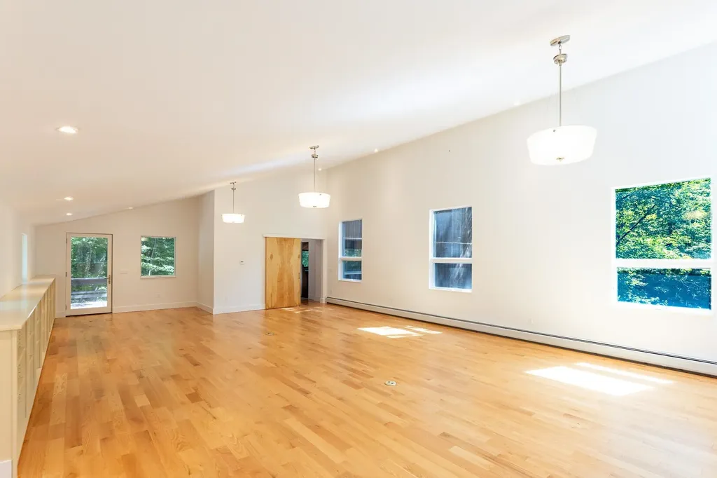 3525 Beaver Meadow Road Sharon VT 05065