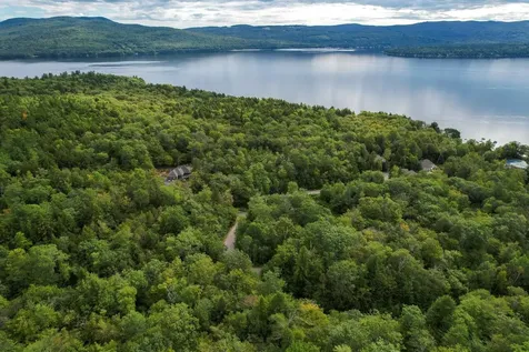 00 Ledgewood Circle Hebron NH 03241