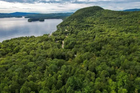 00 Ledgewood Circle Hebron NH 03241