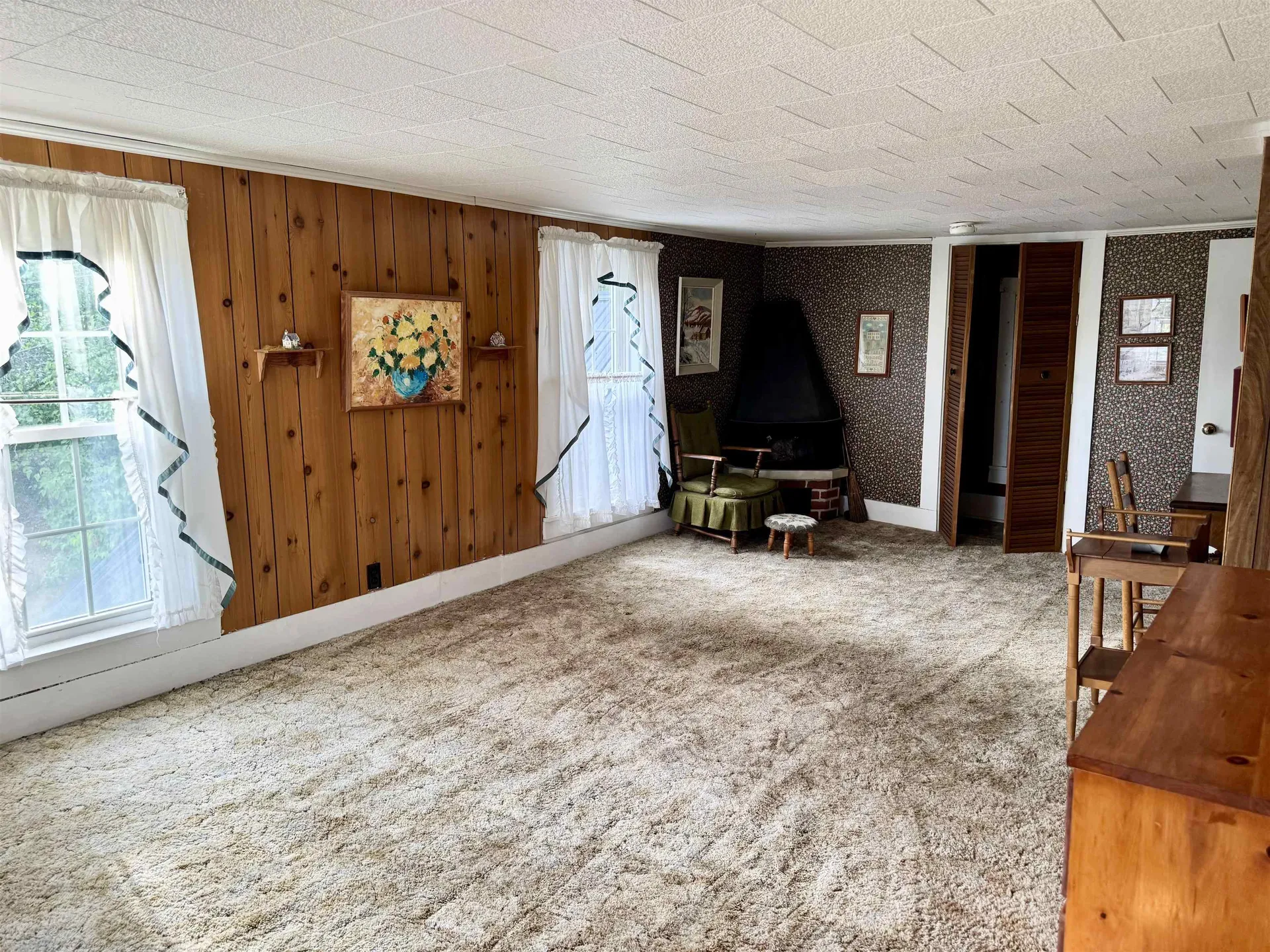 652 Pleasant Street Newport City VT 05855