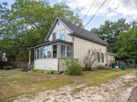 66 Chestnut Hill Road Rochester NH 03867