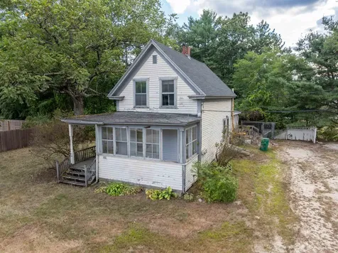 66 Chestnut Hill Road Rochester NH 03867