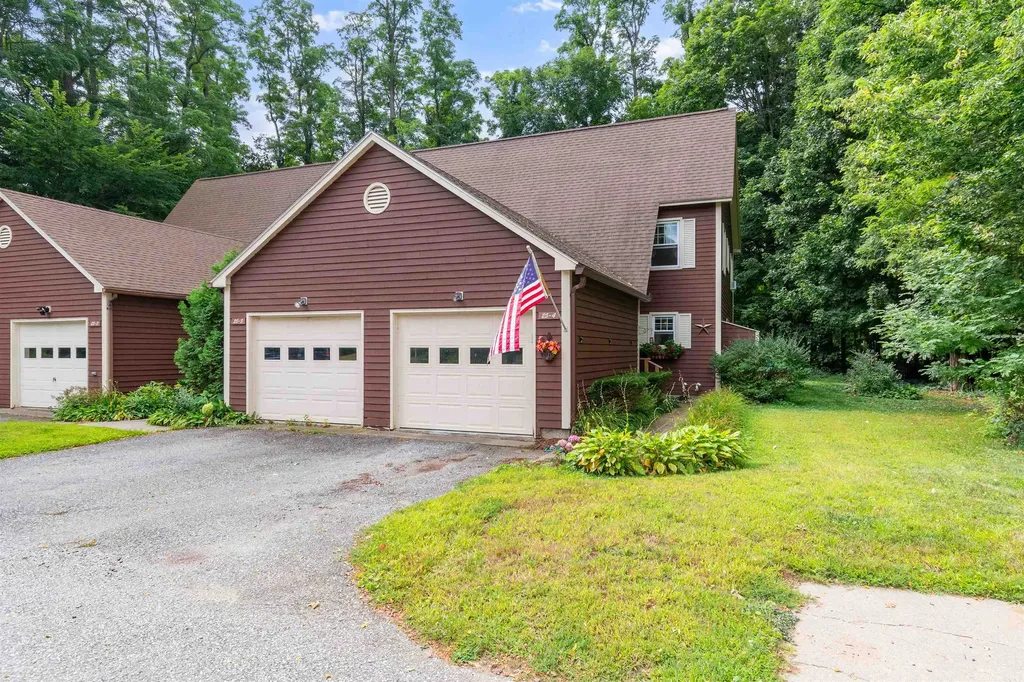 25 Woodbine By The Lake Colchester VT 05446