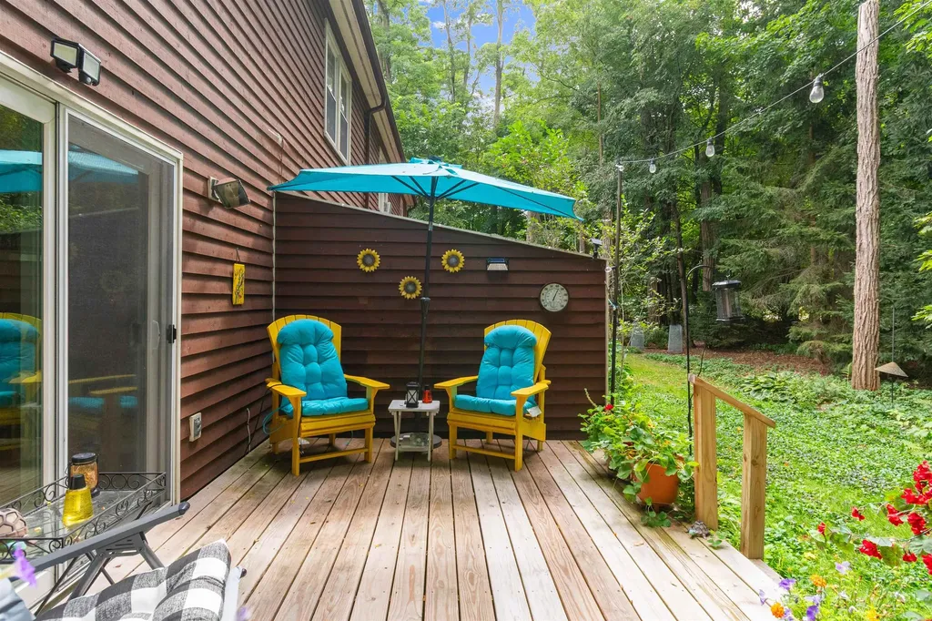 25 Woodbine By The Lake Colchester VT 05446