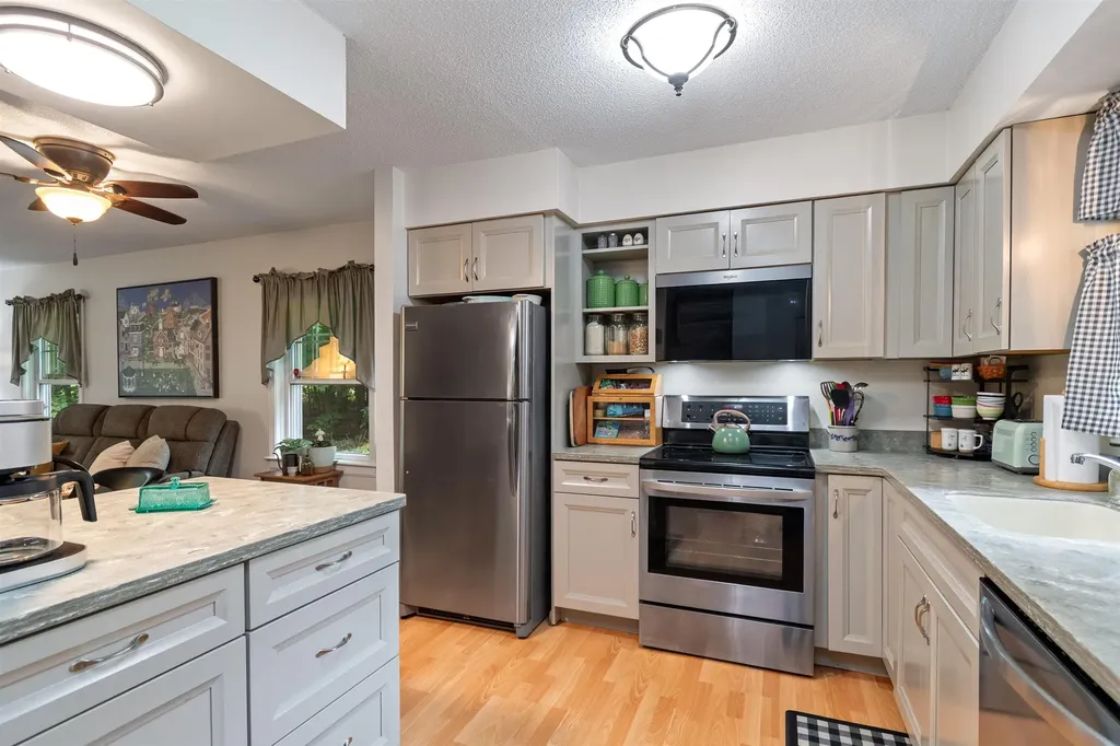 25 Woodbine By The Lake Colchester VT 05446