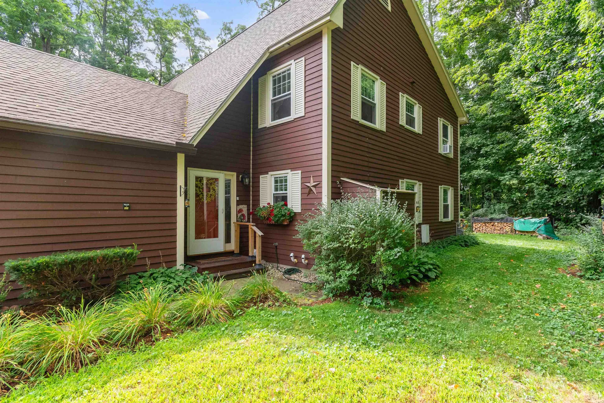 25 Woodbine By The Lake Colchester VT 05446